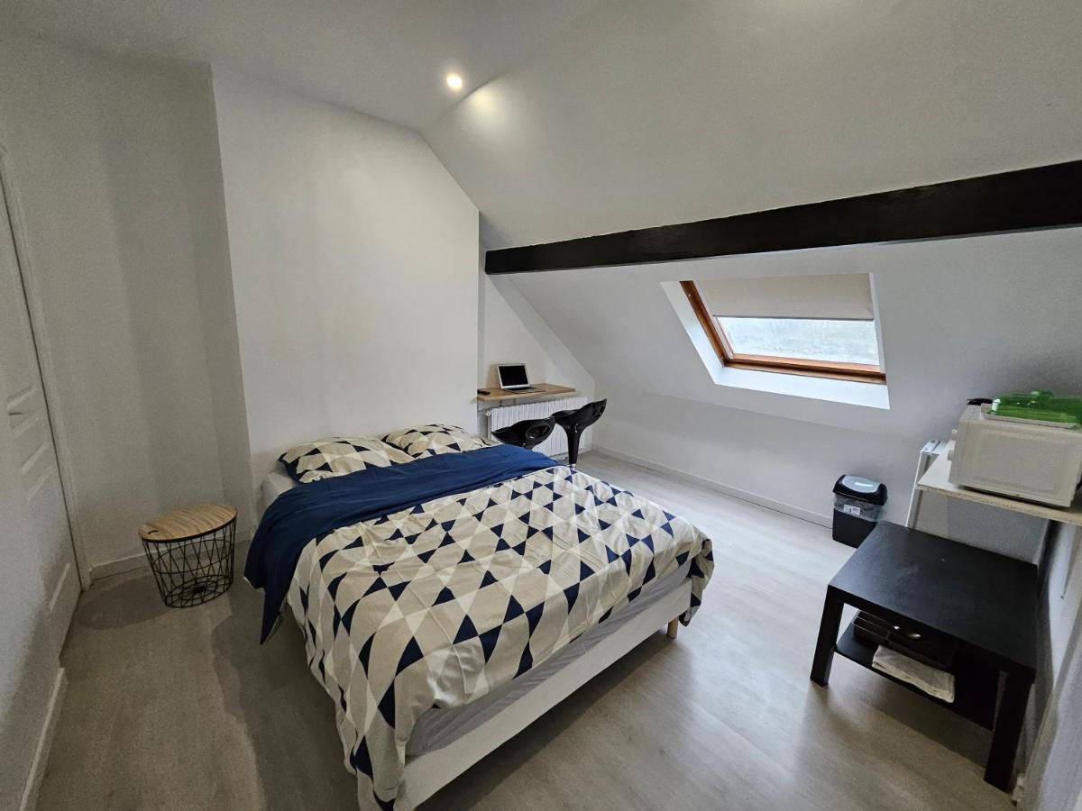 Agreable Studio De 16M2 Sans Kitchenette Neuilly-sur-Marne Exterior photo